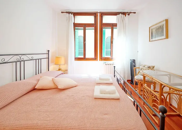 Dolcevita N 285 * Velence